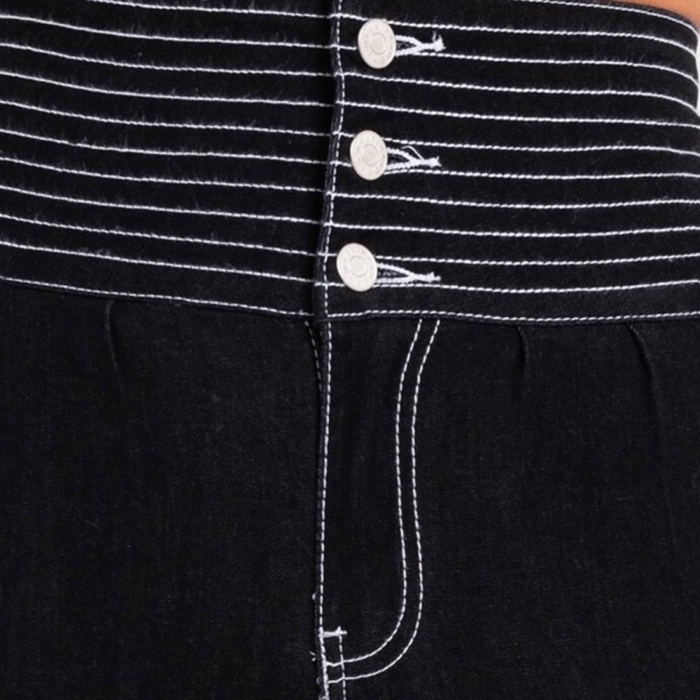 Curvy Skinny Jeans - Picture 6 of 10